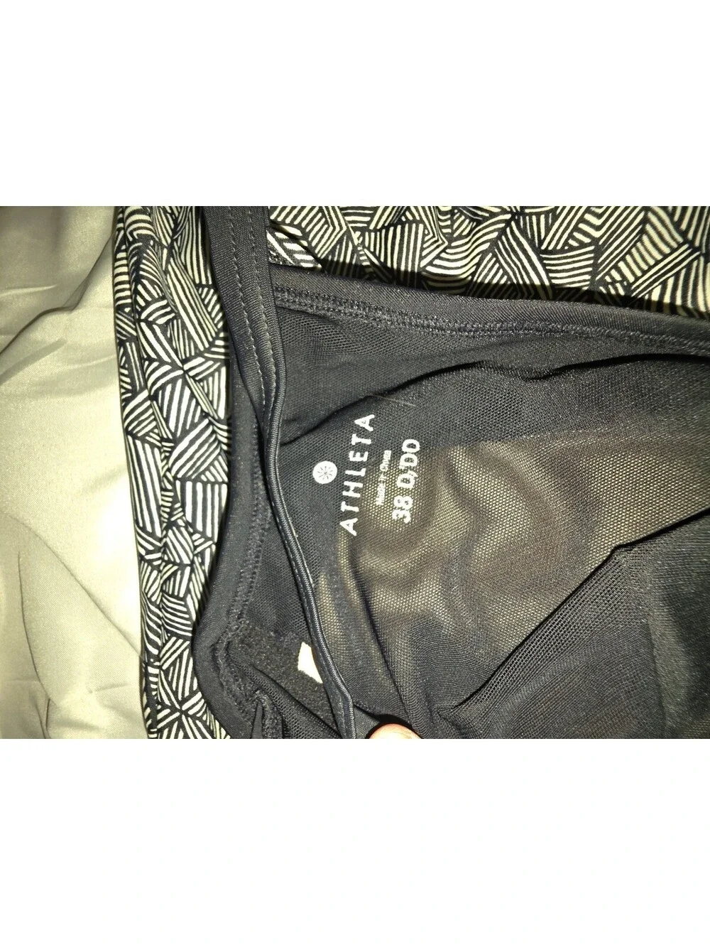 Athleta Laguna Side Scrunch Tankini Top Black White Geometric 38 D/DD